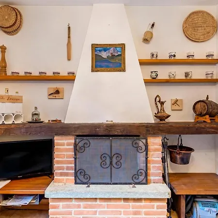 Casa Lara: Cosy Alpine Near + Garden Σπίτι διακοπών