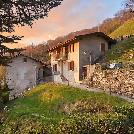 Σπίτι διακοπών Casa Lara: Cosy Alpine Near + Garden Λουγκάνο